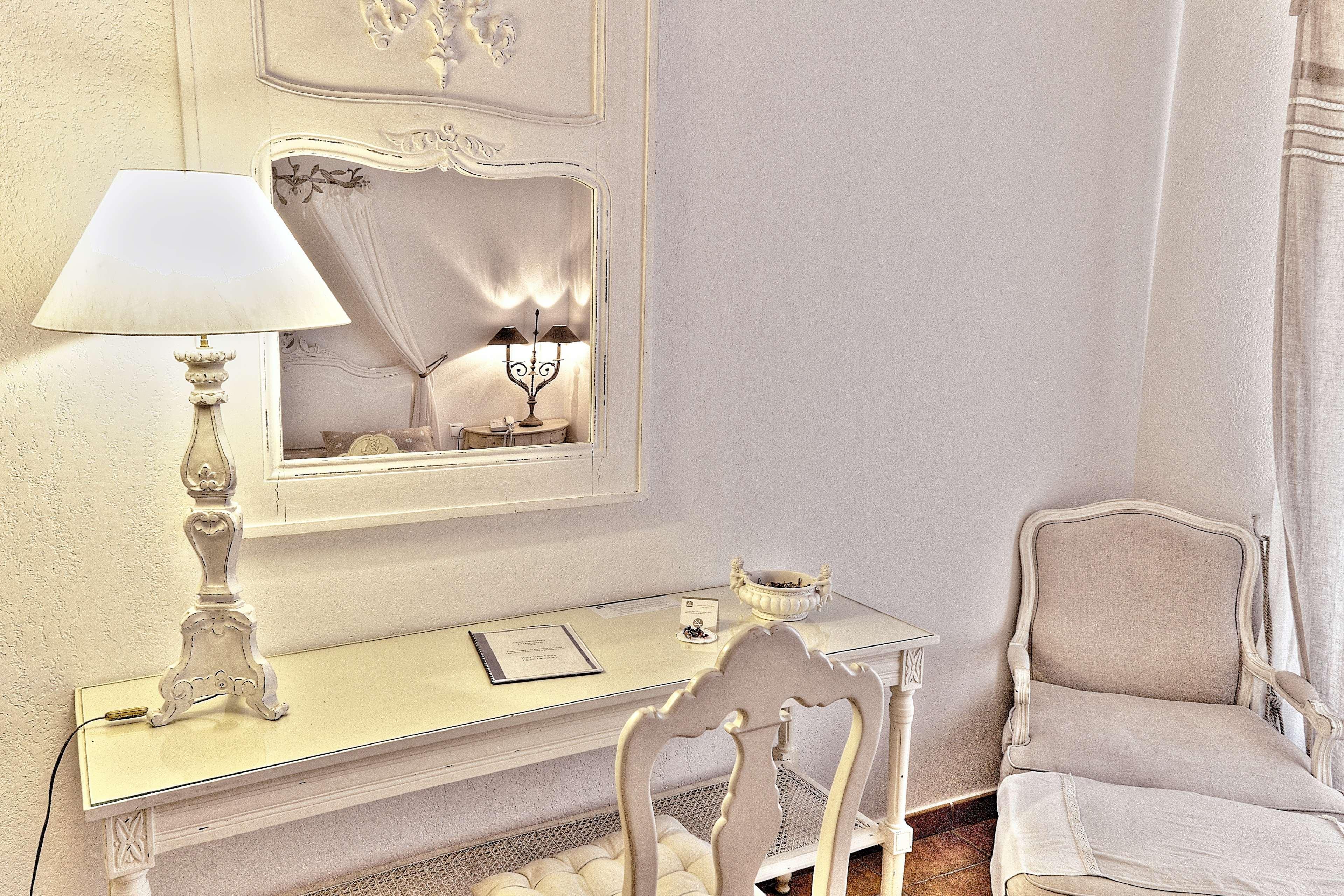 Best Western L'Orangerie Nîmes Eksteriør bilde