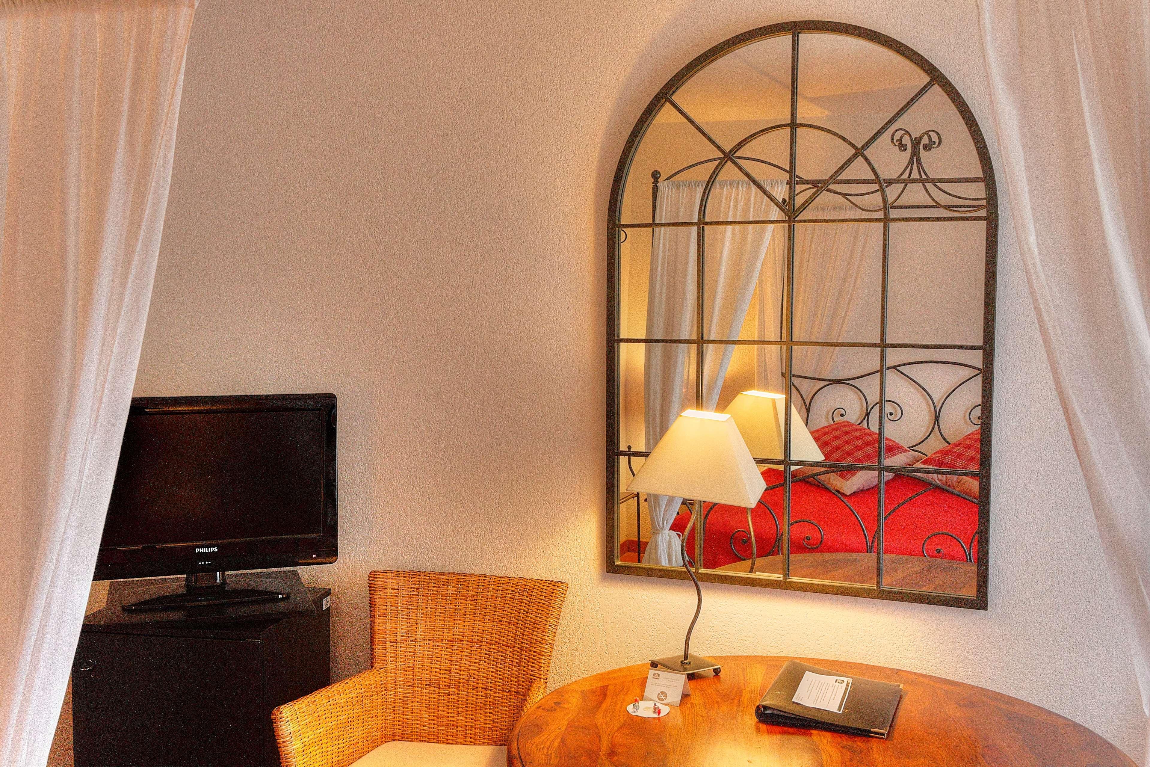 Best Western L'Orangerie Nîmes Eksteriør bilde