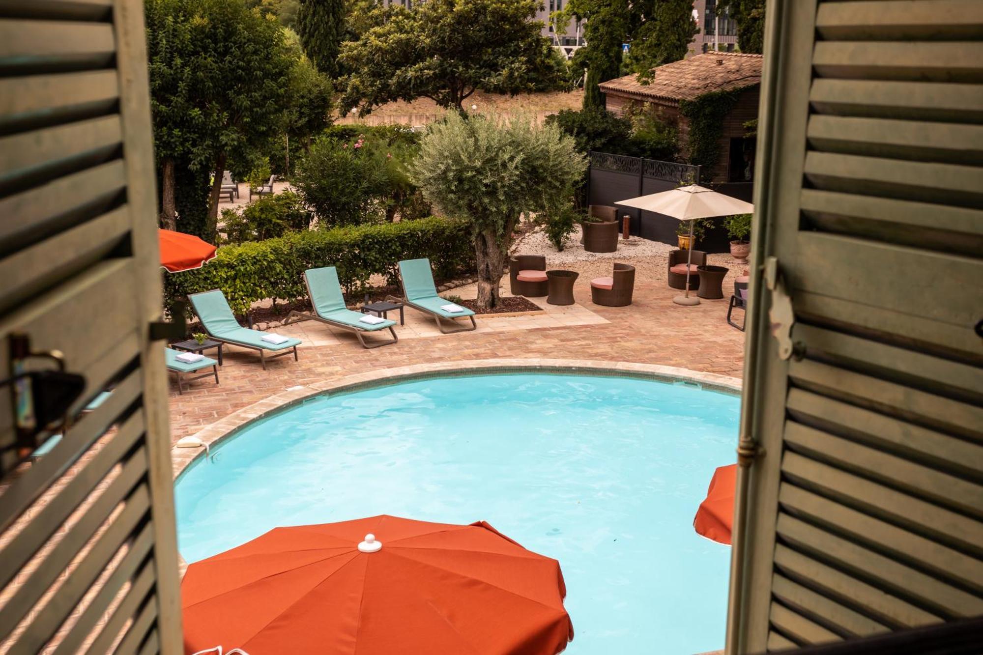 Best Western L'Orangerie Nîmes Eksteriør bilde